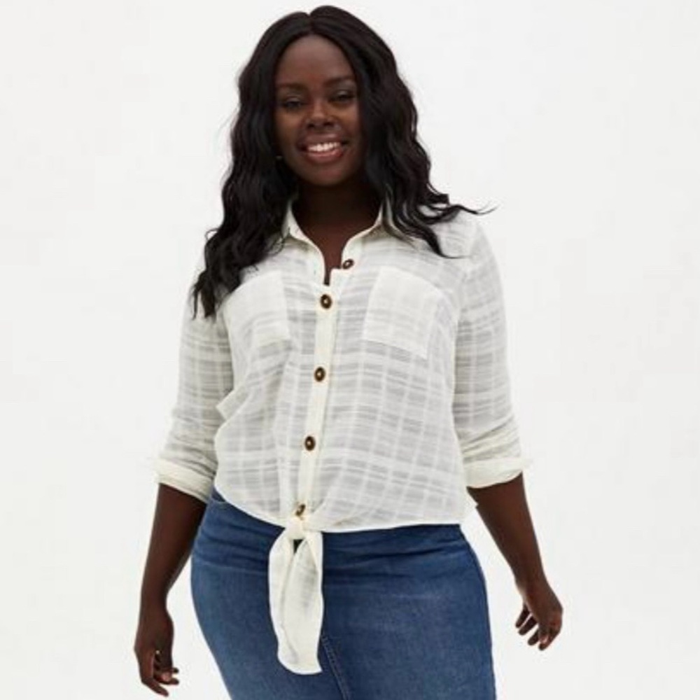 Torrid Ivory Cotton Tie‎ Front Midi Shirt Size 0/L.